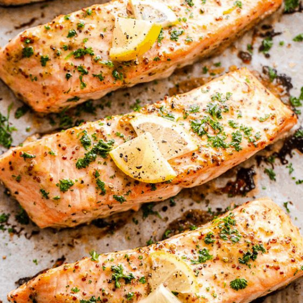 Grilled salmon with mustard glaze